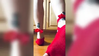Sexiest toeless yoga sock performance