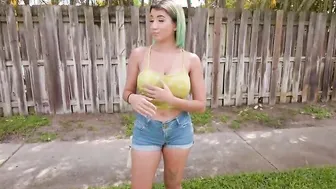Syrian Sluts Roxie Sinner Fucks For Money