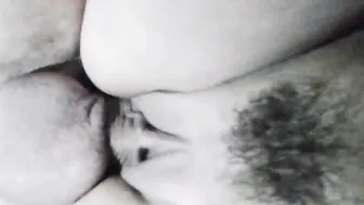 Con porn video – Ripresa da vicino del cazzo che pompa un grosso culo con sborrata