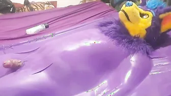Teased porn video – Help i get teased and while stucking into a vak bed :O