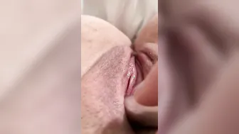 Having Fun and making my twat leaking