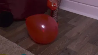 Ruin balloons and fucked with them high heels striptease four K Kira Loster
