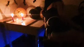 TikTok costume celeb visits a fan and lets him shoot her
