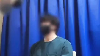 真面目にヘアセットしてただけなのに。おっぱいやおしりを触られて...フェラしたくなっちゃいました。素人/日本人/20代/個人撮影/スマホ