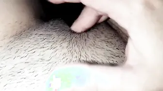 I love the precise moments to jerk off and imagine