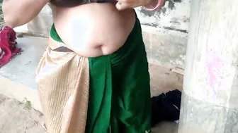 Indian Milf Aunty Outdoors Huge Juicy Titties Flashing Compilation