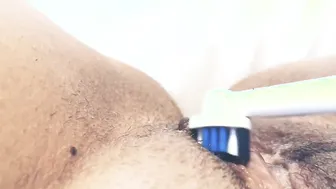WETTEST CUNT ON THE INTERNET - Kiki Vees tight vagina getting soaked from electric toothbrush on clitoris