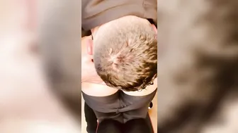 I warm up my trainer he give me sex class slams my butt and eat my cunt