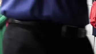 Blonde teenagers and mom blowing officers penis