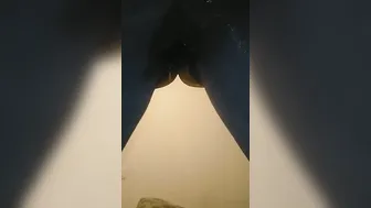 Pissing dark legging