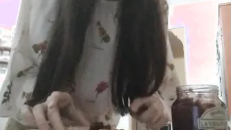 Giantess makes a sandwich and you are a ingredient.