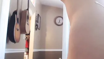 Bombshell huge booty So freaky butt