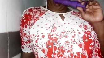 Sri Lanka Restroom Fun Selfie Vibrator Play and Peeing | බාත් රූම් එකෙ තනියම ගත්ත
