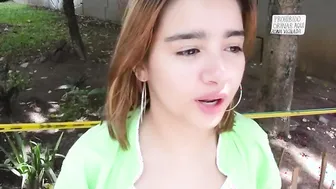 CARNE DEL MERCADO - Hot Hispanic Fills Her Vagina With