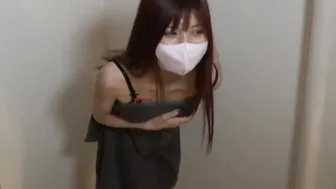 人気YouTuber　生着替え　乳首　日本人　素人