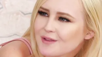 Vulgar blonde showed stepmom that she knows to suck a penis better