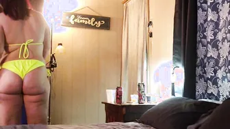 Thicc Super Sexy Cougar gets naked Bathing suit off