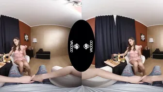 Alyssa Reece Loves Huge Penis.