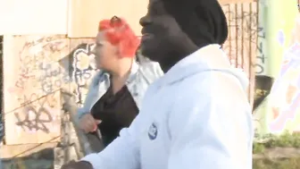 Cooky wants to pounded his internet date on the Berlin