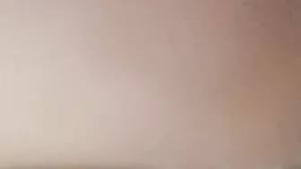 素人熟女の家で不倫Affair at an amateur old womans house 在一个业余成熟女人的房子里发生的事情