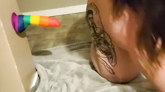 Farting while fucking a wall