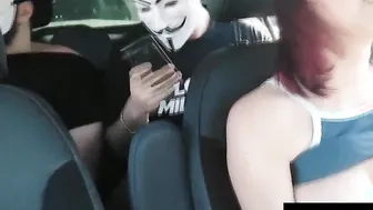 The boys didnt know what would happen into the uber of the legs