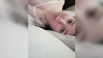 Come join me inside bed...
