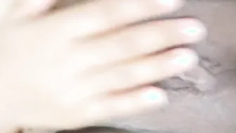 Black mom stimulates her clitoris and plays with her newly bald twat
