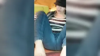 Lets got these sweaty soles kinky
