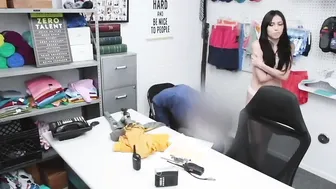 ShopLifters XXX: Officer's Daughter Gets Away With Stealing For Dad