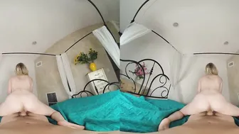 Natural Blonde Melody Marks Provides Full Satisfaction VR Porn
