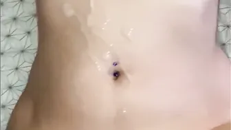 Cumshots on this eighteen body