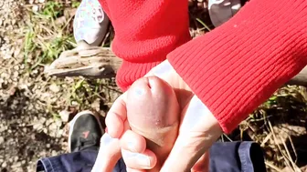 I Spy Skinny Bruneet Inside The Woods And Gives And Creampie