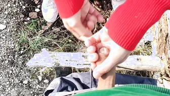 I Spy Skinny Bruneet Inside The Woods And Gives And Creampie