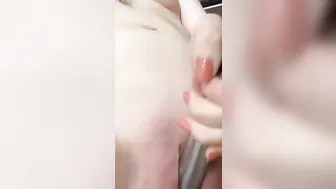 Jenna vibrates the wettest and slimy cunt ever