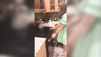 Fucking Chloe on the Kitchen Table