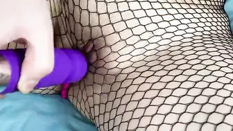 cunt with mouth Into Tights Masturbates With A Vibrating Egg Into Vagina