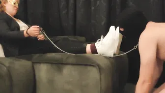 Sub licks my shoes clean