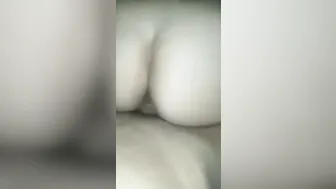 Sentando porn video – Sentando gostoso de costa no pauzudo