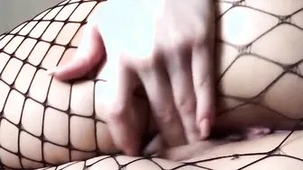 Finger Fuck my hot vagina inside a fishnet VERY BEAUTY