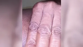First time trying out anal plug; booty too tight
