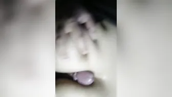 Cliente porn video – Le hago una rusa a un cliente pongo su verga entre mis tetas gigantes y lo hago venir