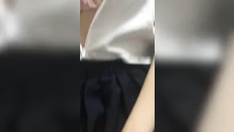 ハロウィンで制服コスプレをしたギャルに騎乗位中出し