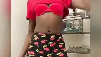 Slim Darkskin African Twerks  Gets Naked