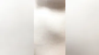 【旦那と全然違うわ】人妻の騎乗位が生々しかった