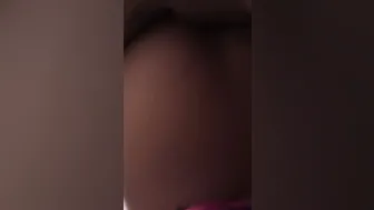 comiendome el culito de mi mujer