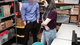 Mall Officer bangs gigantic titted Theif Amilia Onyx tight twat so gorgeous