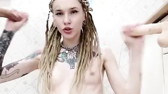 I dream of pleasuring 2 dicks at once