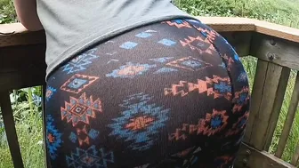 Milf Gigantic Booty Watch Thru Pants Outside Trail