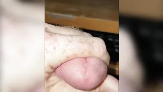 Pie porn video – Stroking my rough penis to Hotcoupler69er cream pie scene